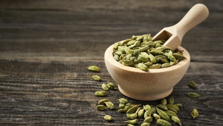 The Spice That Loves Your Heart: Cardamom’s Role in Lowering Blood Pressure